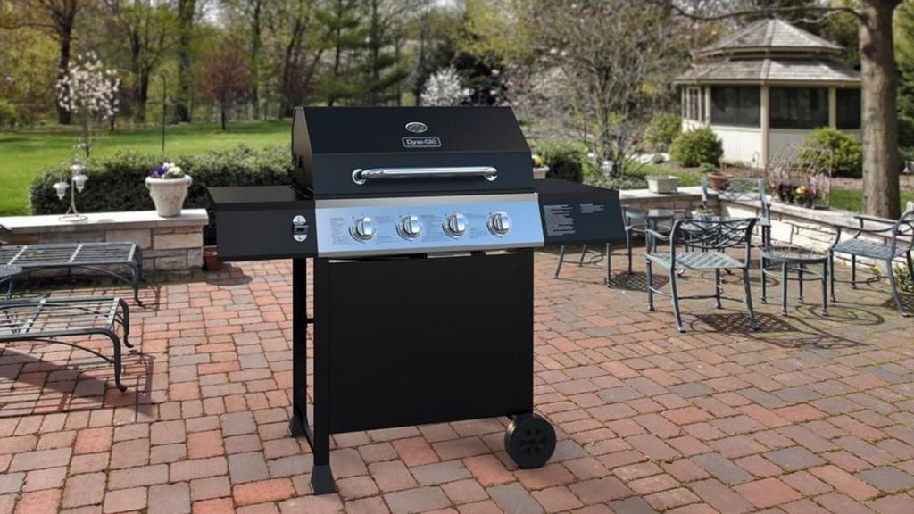 Outdoor Cooking 3 Burner vs. 4 Burner Grill Blog